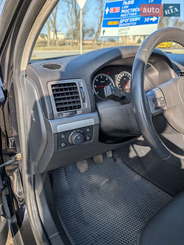 Універсал Opel Vectra 2008 в Самборі