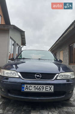 Седан Opel Vectra 2001 в Маневичах