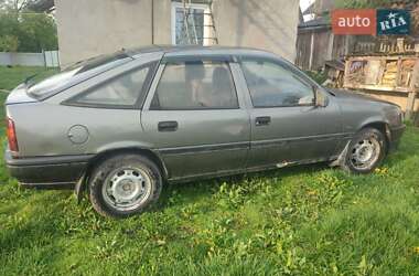 Седан Opel Vectra 1992 в 
