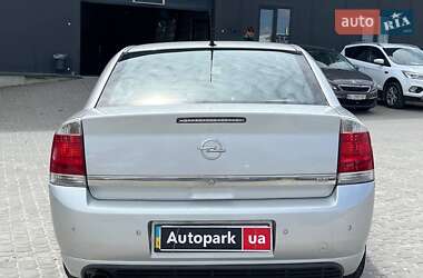 Седан Opel Vectra 2004 в 