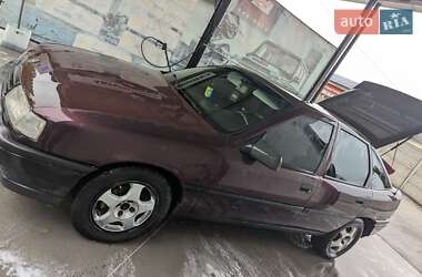Лифтбек Opel Vectra 1993 в Здолбунове