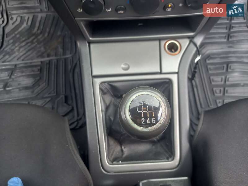 Универсал Opel Vectra 2007 в Теофиполе