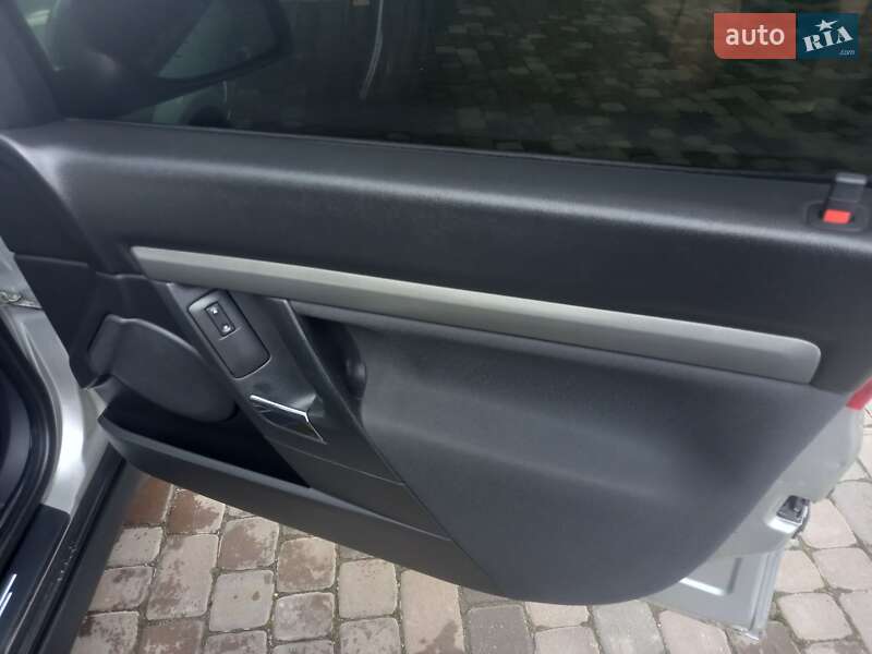 Универсал Opel Vectra 2007 в Теофиполе