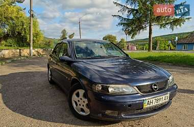 Седан Opel Vectra 1999 в Виннице