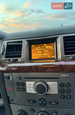 Універсал Opel Vectra 2005 в 