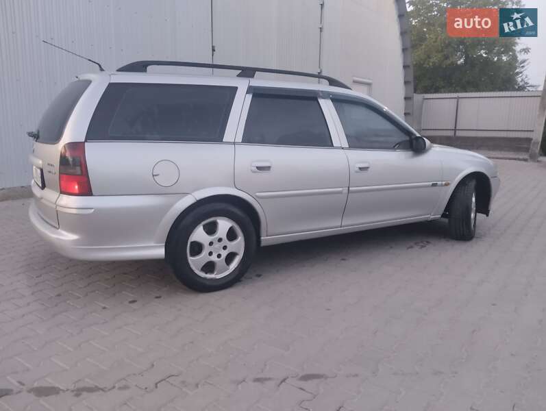 Универсал Opel Vectra 2000 в Кутах