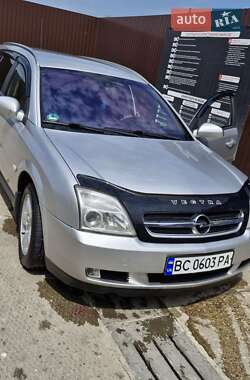 Универсал Opel Vectra 2004 в 