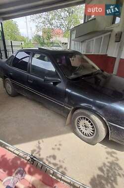 Седан Opel Vectra 1991 в Надворной