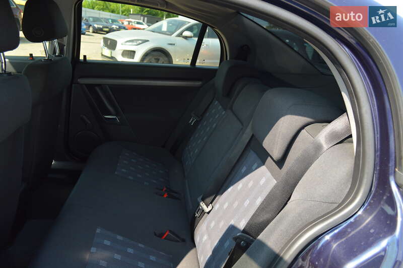 Седан Opel Vectra 2006 в Кропивницком
