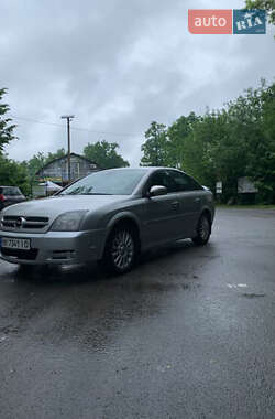 Седан Opel Vectra 2004 в 