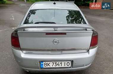 Седан Opel Vectra 2004 в 
