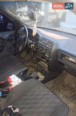 Седан Opel Vectra 1990 в 