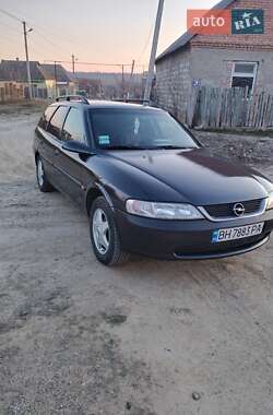 Універсал Opel Vectra 1997 в Рені