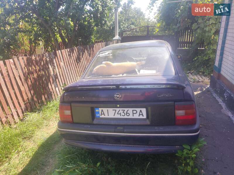 Седан Opel Vectra 1993 в Ровно