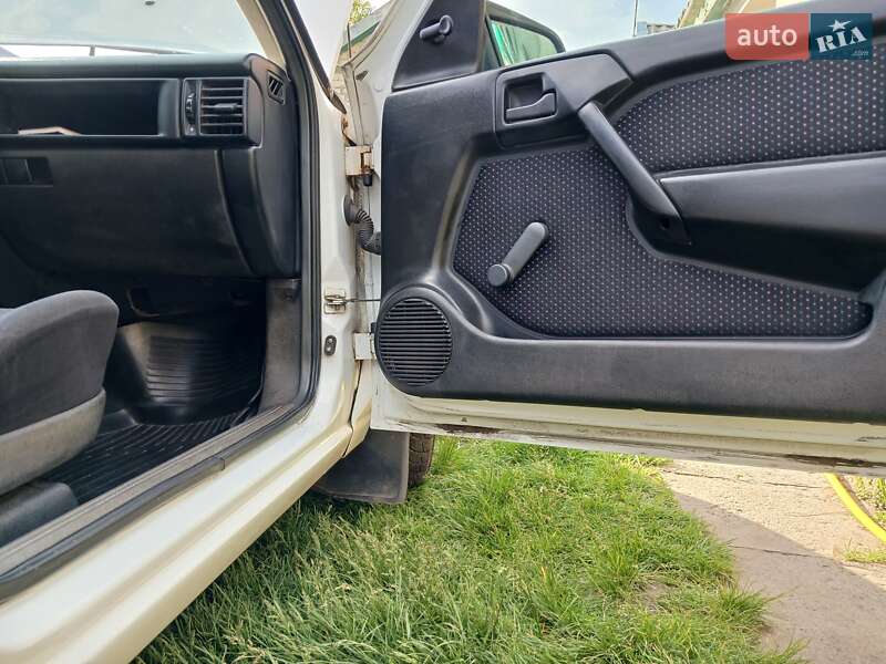 Ліфтбек Opel Vectra 1994 в Кременчуці фото 18 Ліфтбек Opel Vectra 1994 в Кременчуці