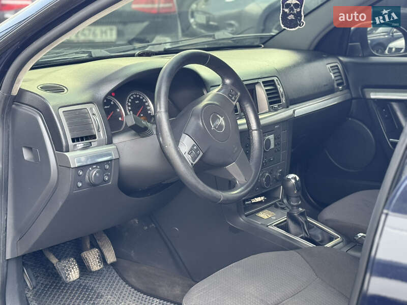 Универсал Opel Vectra 2005 в Хмельницком