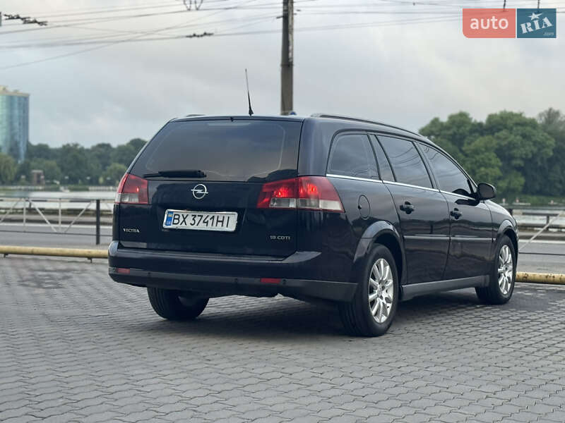 Универсал Opel Vectra 2005 в Хмельницком