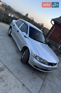 Седан Opel Vectra 1999 в Калуше