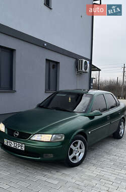 Седан Opel Vectra 1997 в Ужгороде