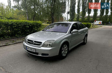 Седан Opel Vectra 2004 в 
