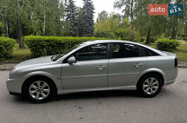 Седан Opel Vectra 2004 в 