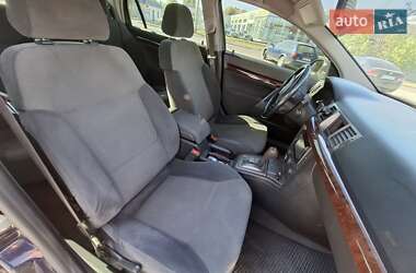 Седан Opel Vectra 2004 в 