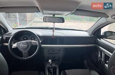 Ліфтбек Opel Vectra 2003 в 