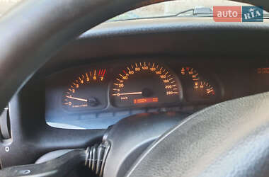 Седан Opel Vectra 2000 в 