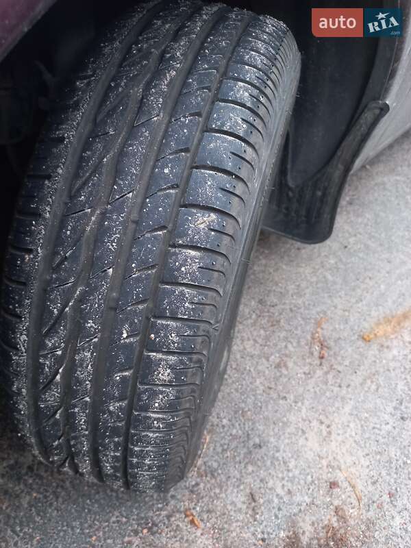 Седан Opel Vectra 1996 в Кропивницькому