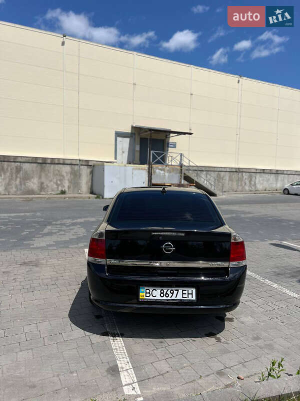 Седан Opel Vectra 2008 в Львові