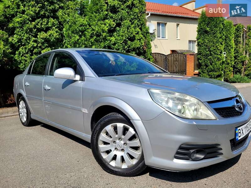 Седан Opel Vectra 2005 в Хмельницком