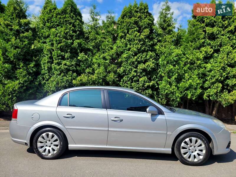 Седан Opel Vectra 2005 в Хмельницком