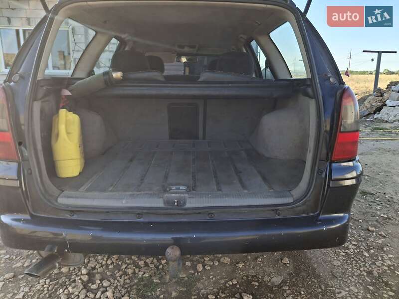 Универсал Opel Vectra 2001 в Овидиополе