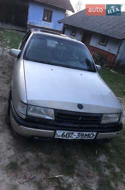 Седан Opel Vectra 1990 в Коломые