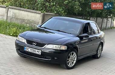 Седан Opel Vectra 1999 в Жовкве
