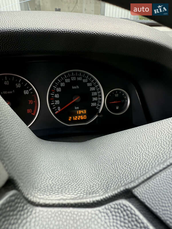 Седан Opel Vectra 2004 в Кам'янець-Подільському