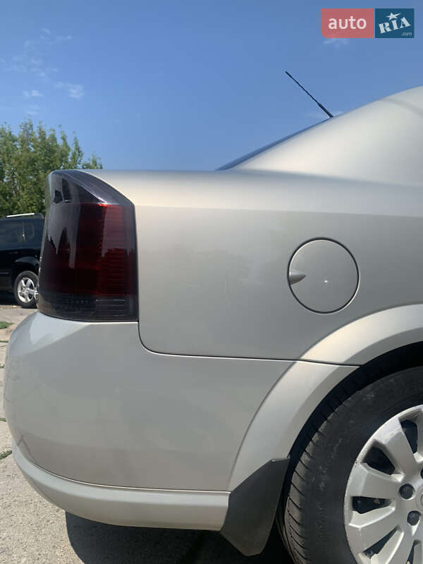 Седан Opel Vectra 2006 в Виннице