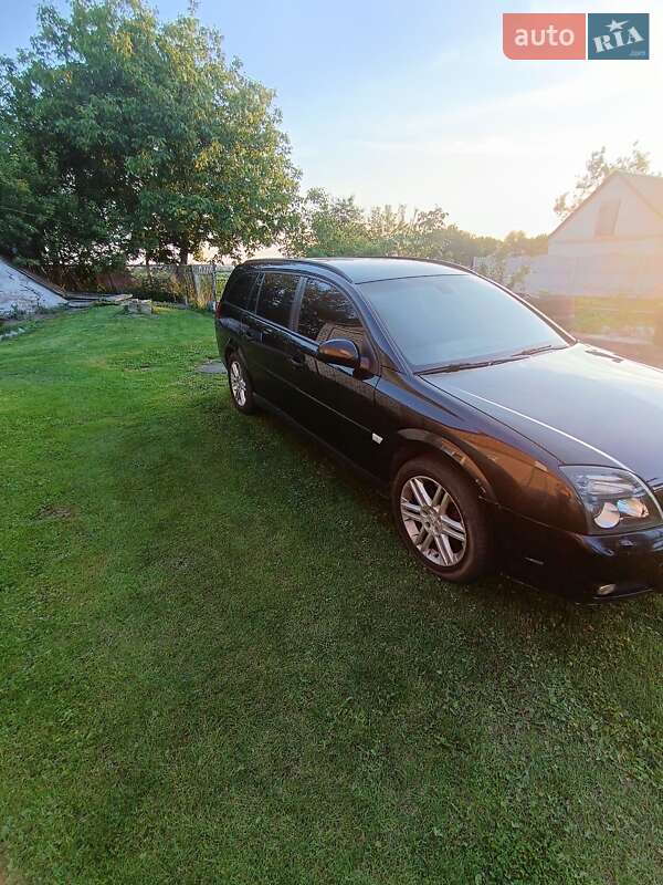 Универсал Opel Vectra 2005 в Луцке