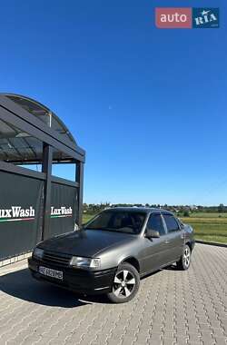 Седан Opel Vectra 1989 в 