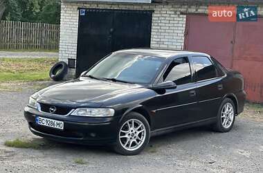 Седан Opel Vectra 1999 в Жовкве