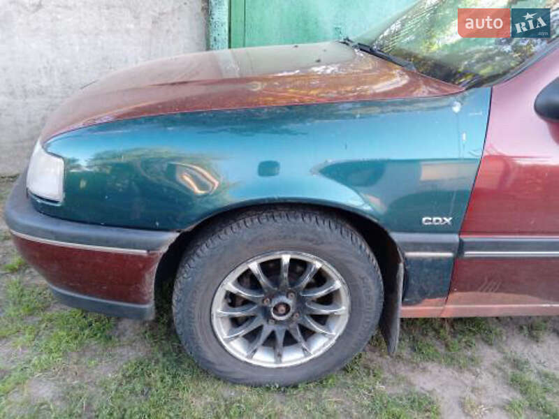 Седан Opel Vectra 1992 в Березані