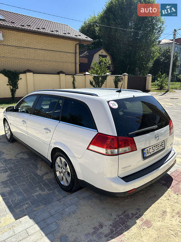 Универсал Opel Vectra 2008 в Луцке