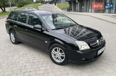 Универсал Opel Vectra 2004 в Новояворовске