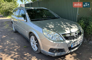 Универсал Opel Vectra 2008 в Нововолынске