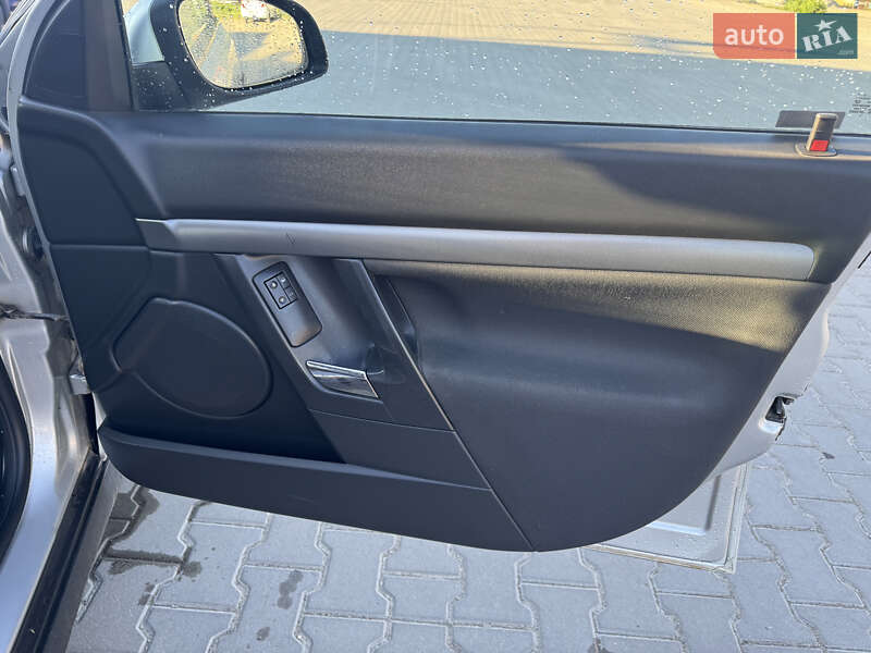 Седан Opel Vectra 2002 в Коломиї