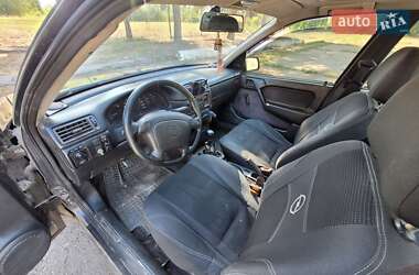 Седан Opel Vectra 1995 в 