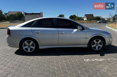 Лифтбек Opel Vectra 2003 в 