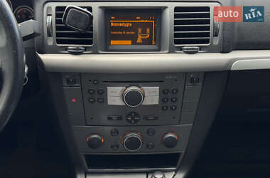 Седан Opel Vectra 2008 в 