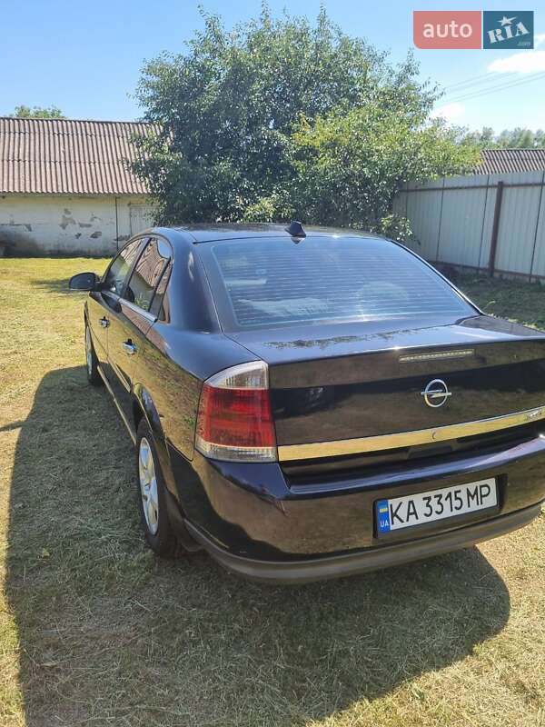 Седан Opel Vectra 2007 в Броварах
