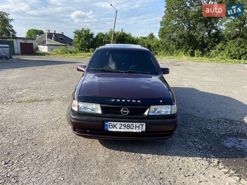 Седан Opel Vectra 1994 в Дубно